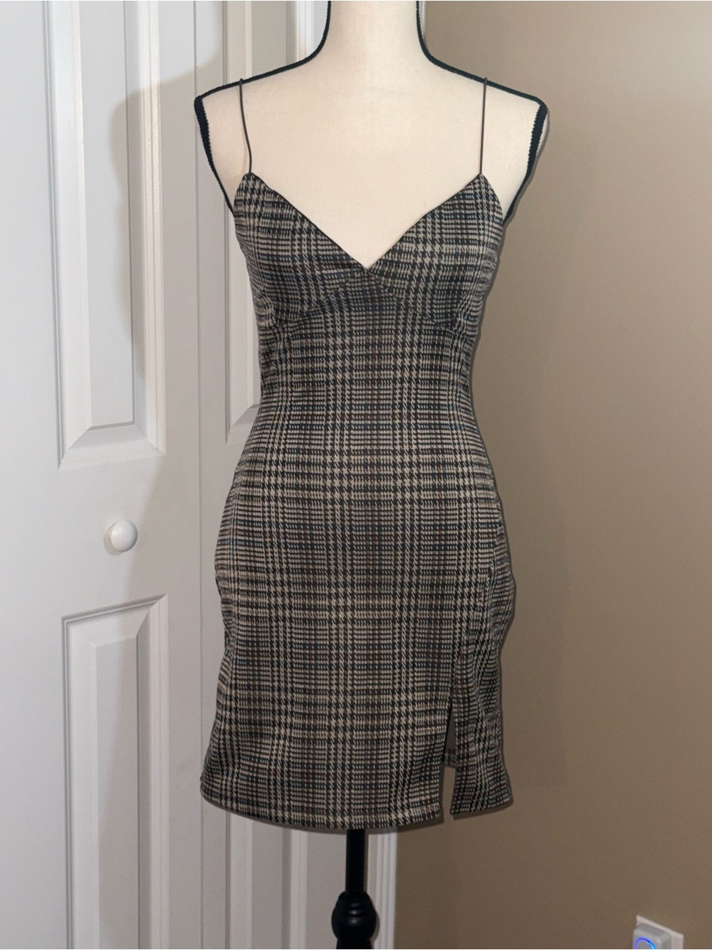Windsor Plaid Spaghetti-Strap Mini Dress in Black and Cream